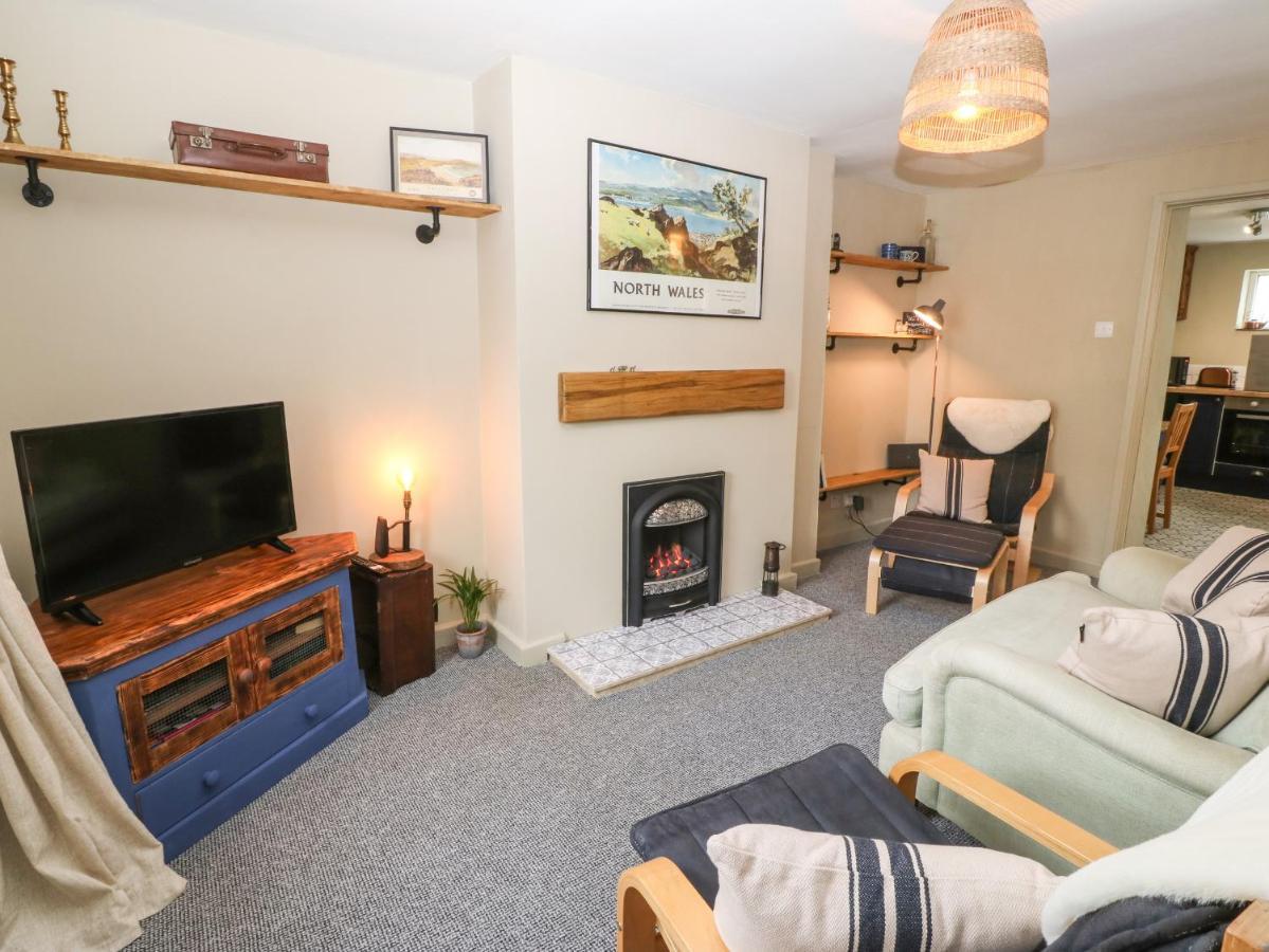 Llety Bach Villa Caernarfon Buitenkant foto